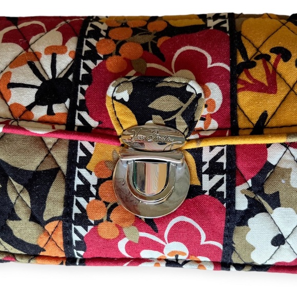 Vera Bradley Quilted Pushlock Wristlet in Bittersweet - Picture 3 of 6